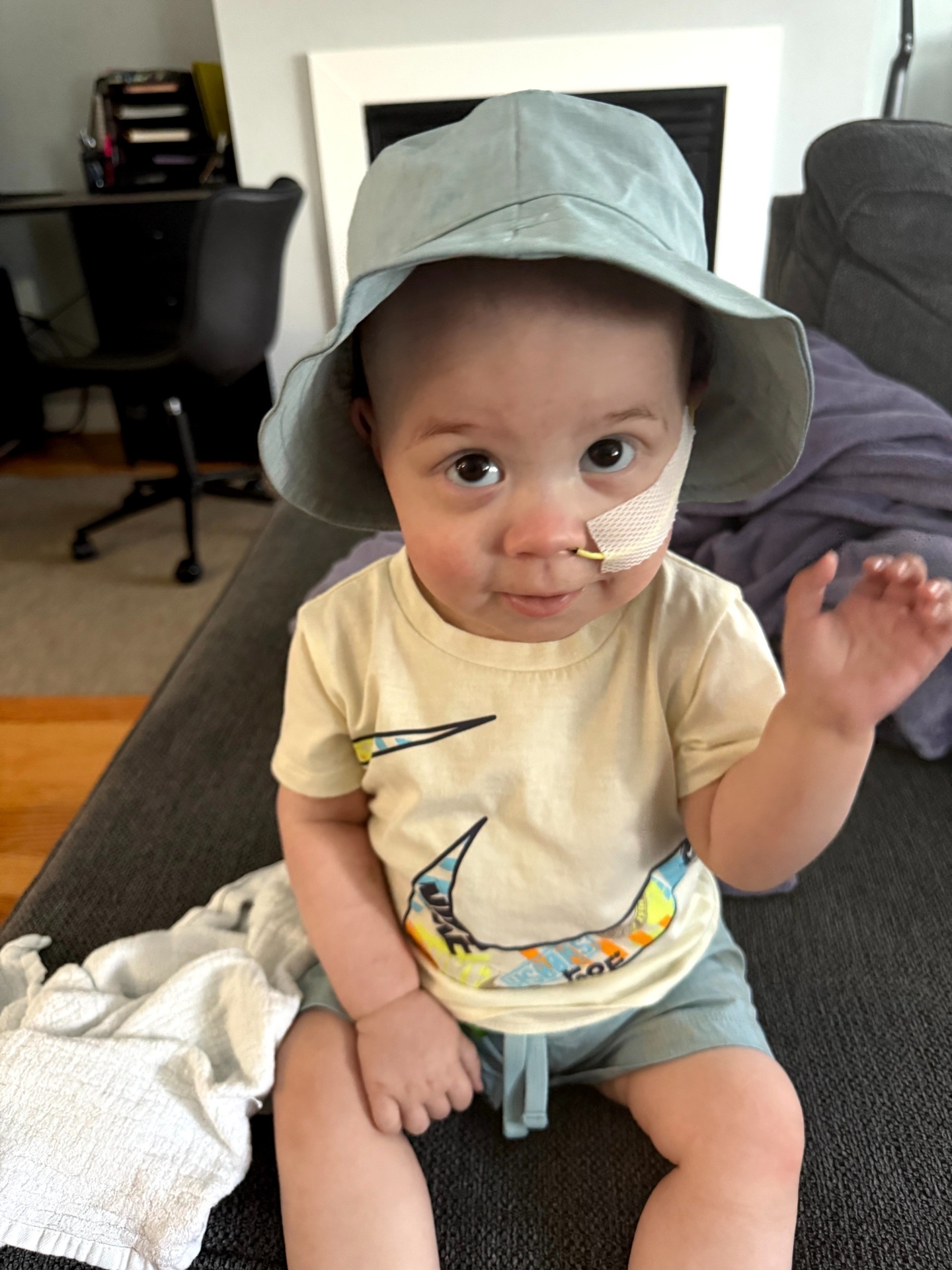 Mateo con sonda nasogástrica